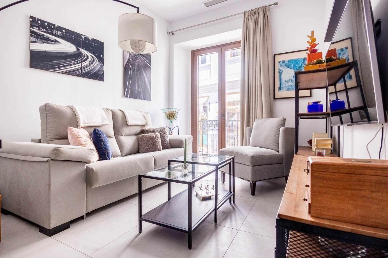 סביליה Comfy Away - Apartamento Exclusivo Mercado De Triana Con Balcon מראה חיצוני תמונה