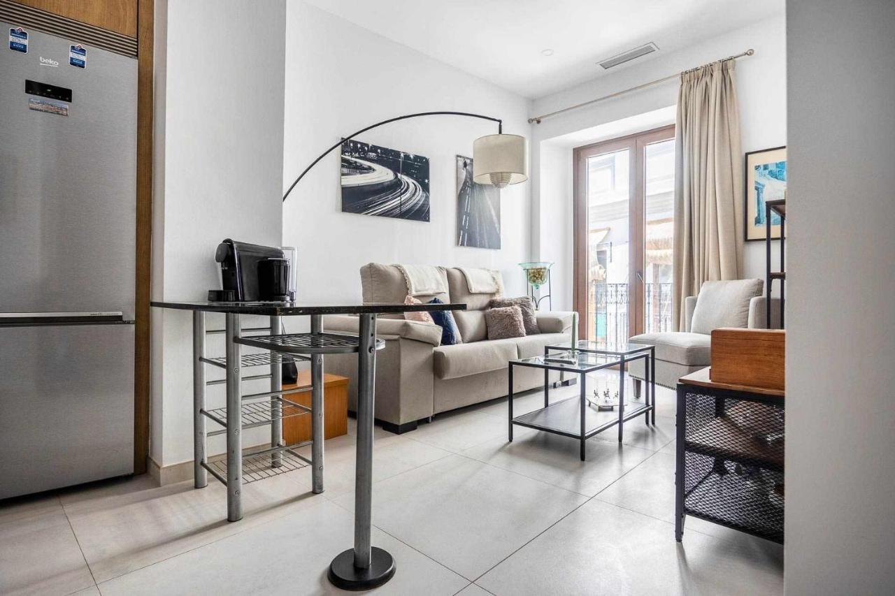 סביליה Comfy Away - Apartamento Exclusivo Mercado De Triana Con Balcon מראה חיצוני תמונה