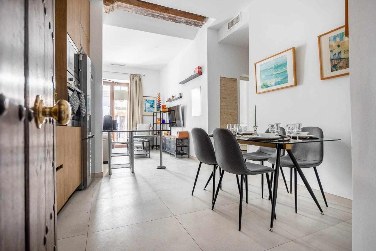 סביליה Comfy Away - Apartamento Exclusivo Mercado De Triana Con Balcon מראה חיצוני תמונה