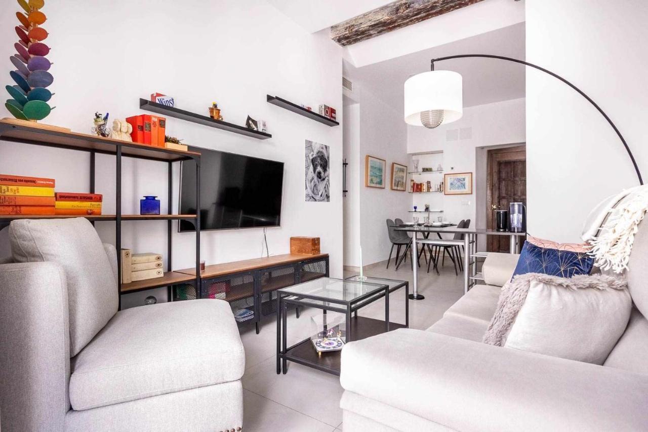 סביליה Comfy Away - Apartamento Exclusivo Mercado De Triana Con Balcon מראה חיצוני תמונה