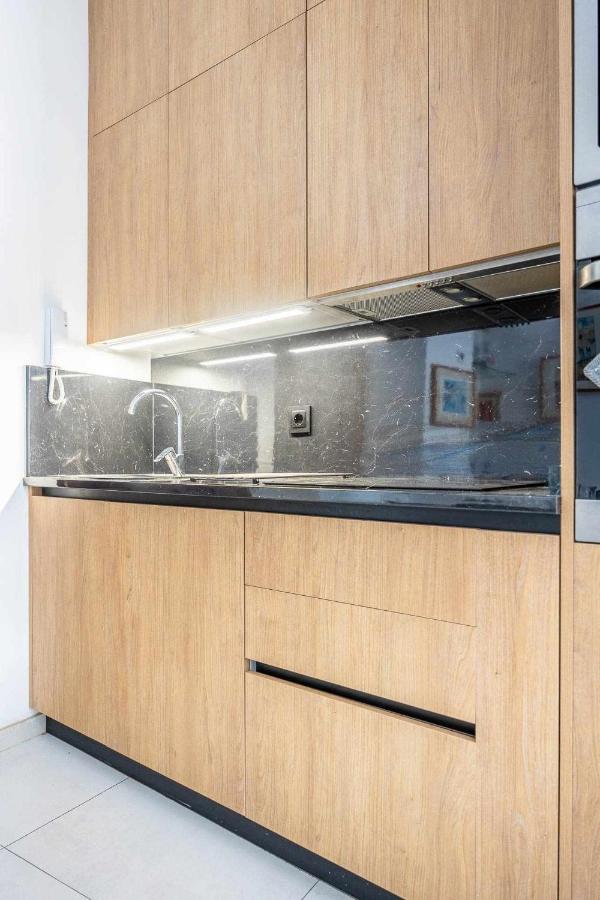 סביליה Comfy Away - Apartamento Exclusivo Mercado De Triana Con Balcon מראה חיצוני תמונה