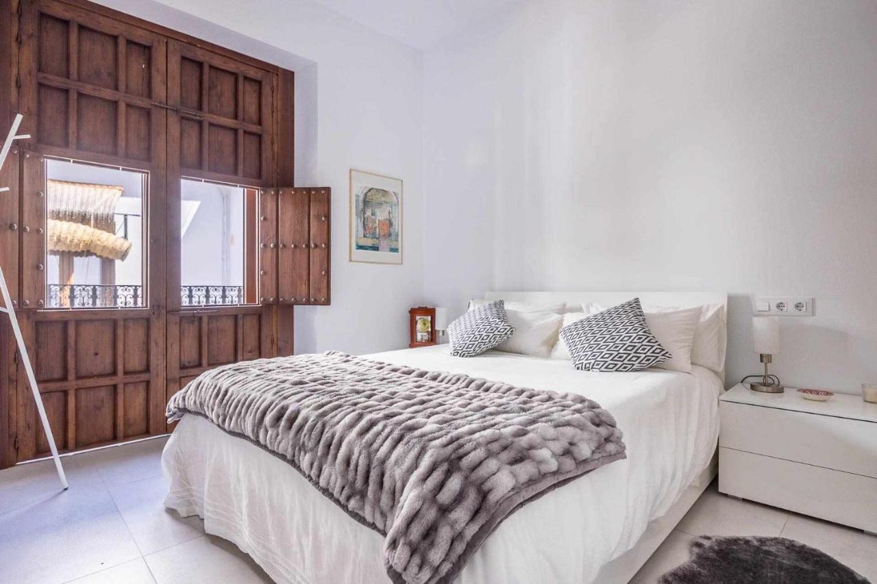 סביליה Comfy Away - Apartamento Exclusivo Mercado De Triana Con Balcon מראה חיצוני תמונה