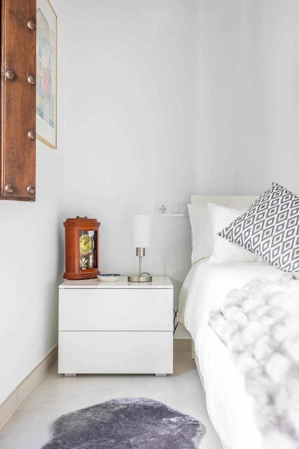 סביליה Comfy Away - Apartamento Exclusivo Mercado De Triana Con Balcon מראה חיצוני תמונה