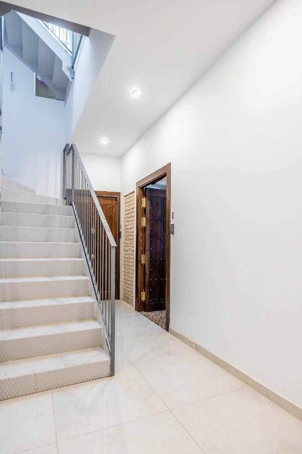 סביליה Comfy Away - Apartamento Exclusivo Mercado De Triana Con Balcon מראה חיצוני תמונה